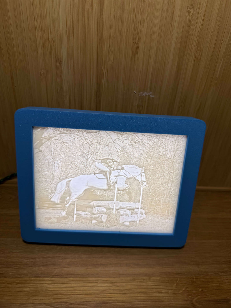 Lithophane unlit — plain white tile
