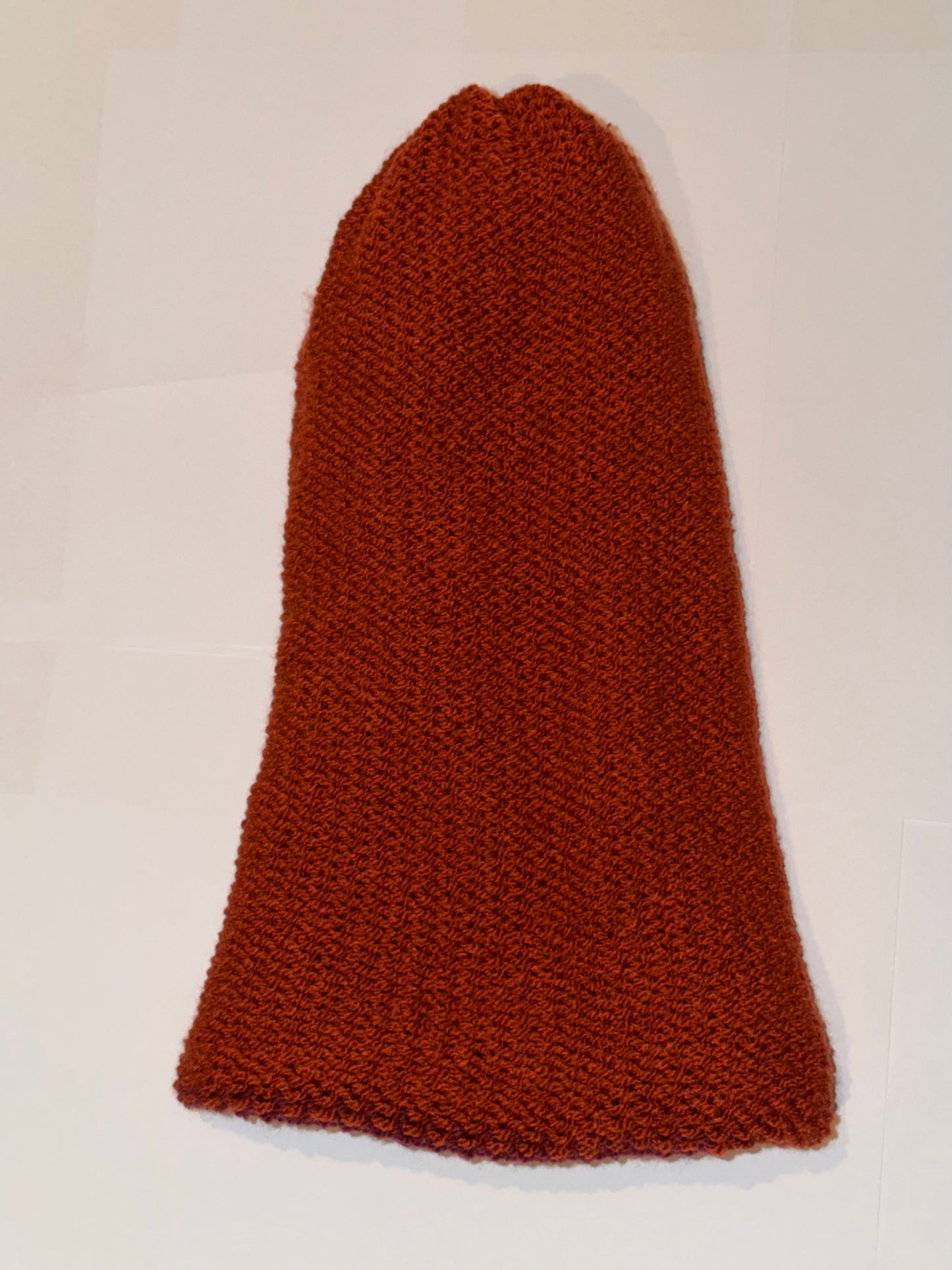 Handmade Reversible Wooly Beanie Plum and Fox Rust showing the autumnal dual-tone knit.